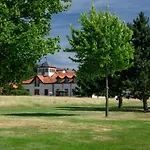 리조트 Darovansky Dvur - Wellness & Golf Břasy