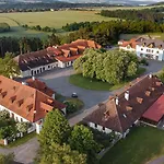Resort Darovansky Dvur - Wellness & Golf