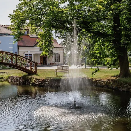 Darovansky Dvur - Wellness & Golf Ośrodek wypoczynkowy 4*