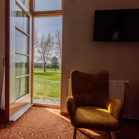 Darovansky Dvur - Wellness & Golf 4*