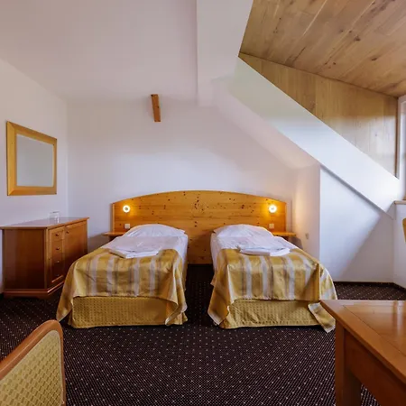 Darovansky Dvur - Wellness & Golf 4*