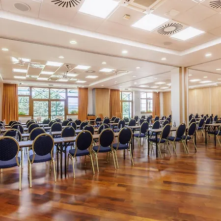 Resort Darovansky Dvur - Wellness & Golf Břasy