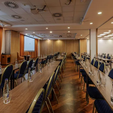 Darovansky Dvur - Wellness & Golf Ośrodek wypoczynkowy 4*