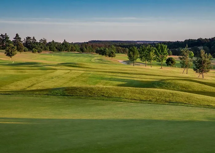 Darovansky Dvur - Wellness & Golf 4*