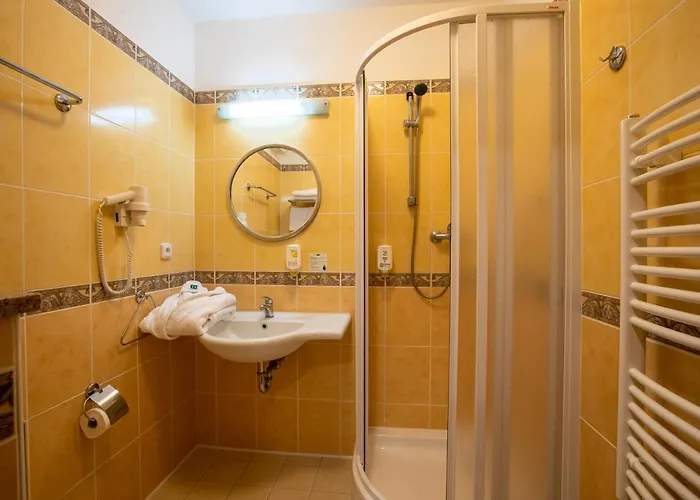 Darovansky Dvur - Wellness & Golf 4*