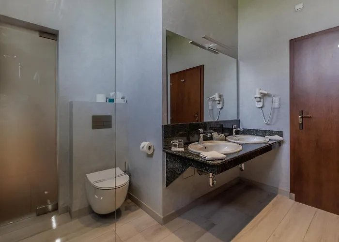 Darovansky Dvur - Wellness & Golf Břasy