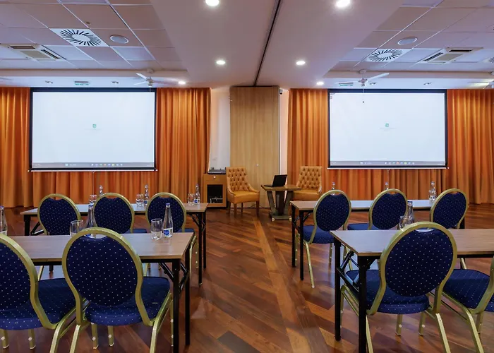 Курортный комплекс Darovansky Dvur - Wellness & Golf 4*