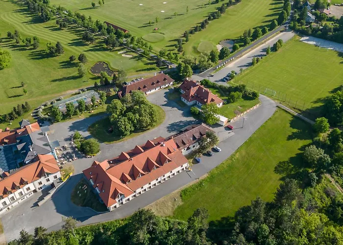 Darovansky Dvur - Wellness & Golf 4*