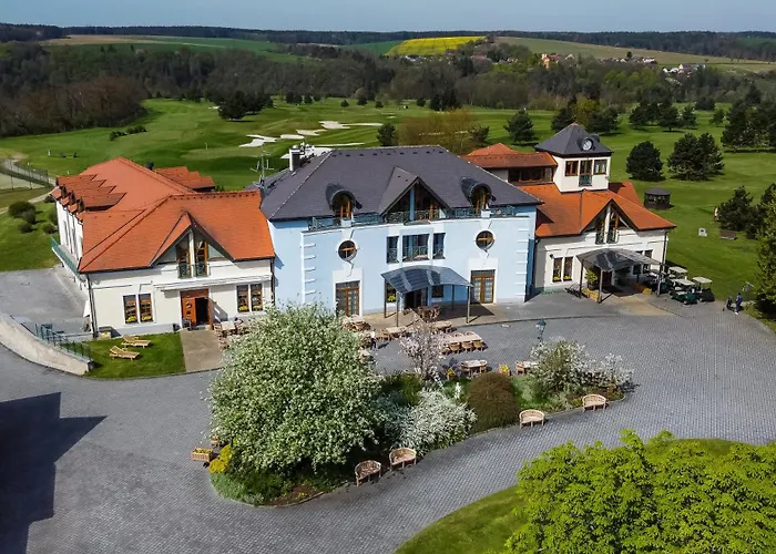 Darovansky Dvur - Wellness & Golf 4*